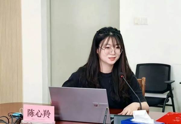 说明: 说明: 图片